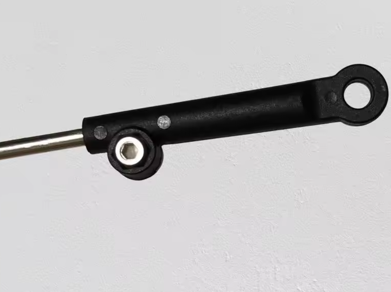 Spatbordstang bevestiging